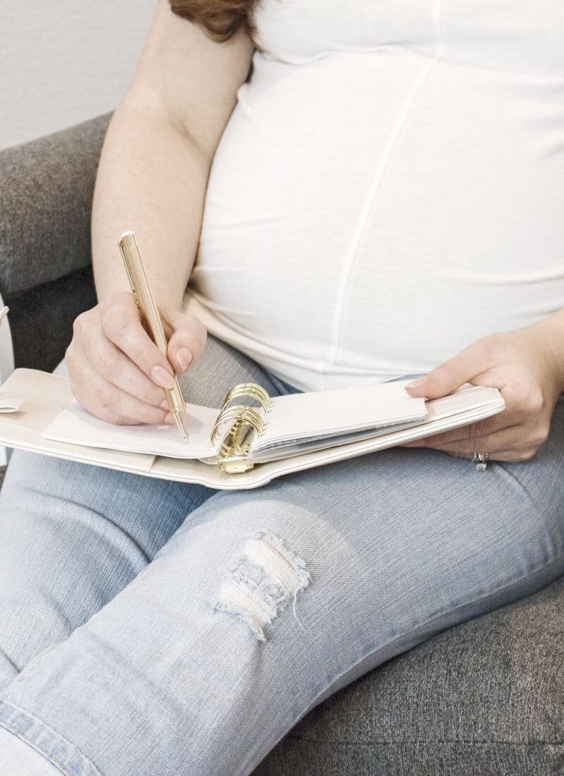 10 Ways to Survive Financially While on Maternity Leave